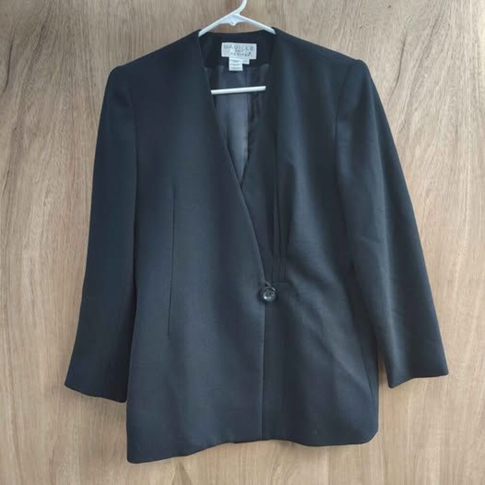 Saville Suit Petite 100 % Pure wool Black Blazer Size 10P